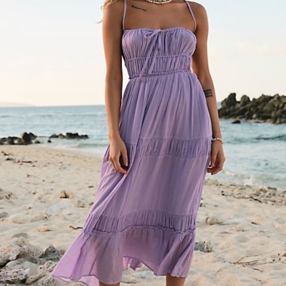 VIRAL-Free people Taking Sides Maxi🪻